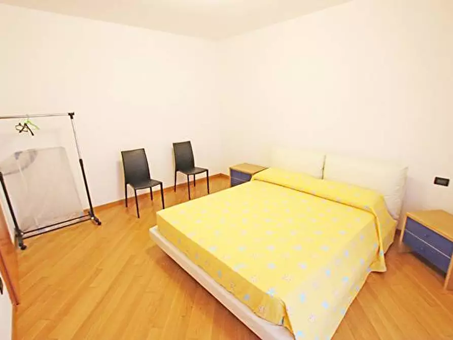 Immagine 13 di Appartamento in vendita  in via locatelli a Calcinate