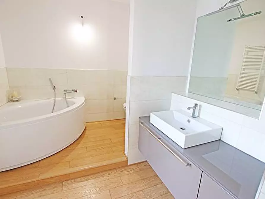 Immagine 24 di Villetta a schiera in vendita  in via calvetti a Bergamo