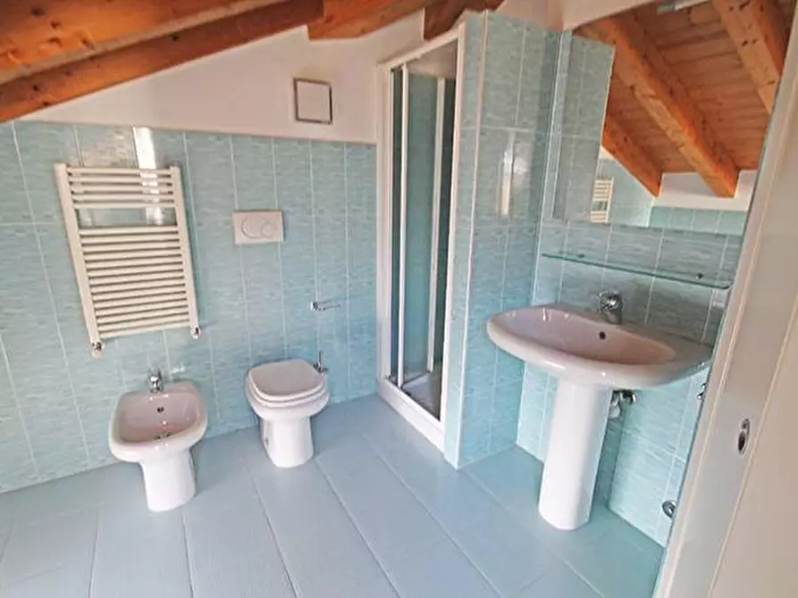 Immagine 10 di Attico in affitto  in via Garibaldi a Bergamo