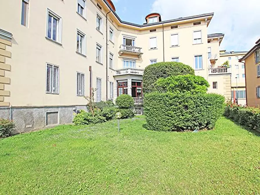 Immagine 16 di Attico in affitto  in via Garibaldi a Bergamo