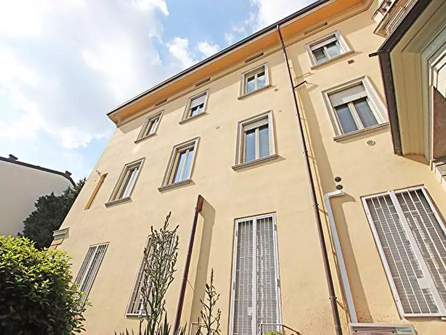 Immagine 14 di Attico in affitto  in via Garibaldi a Bergamo