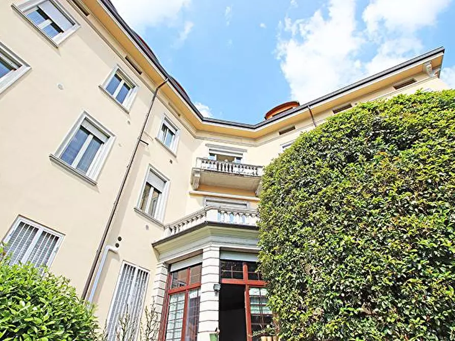 Immagine 15 di Attico in affitto  in via Garibaldi a Bergamo