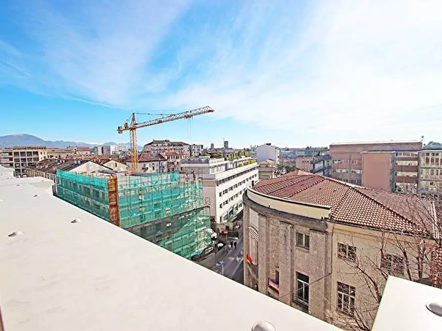 Immagine 3 di Attico in vendita  in via A. Maj a Bergamo