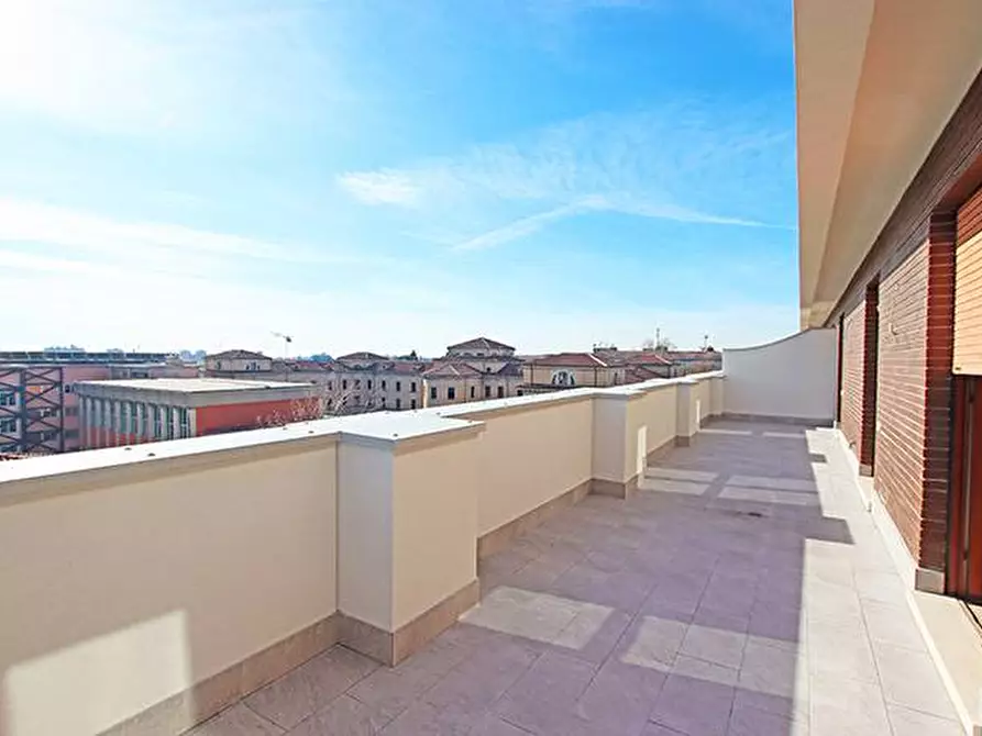 Immagine 4 di Attico in vendita  in via A. Maj a Bergamo