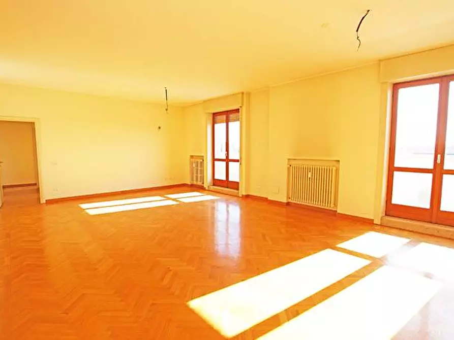 Immagine 10 di Attico in vendita  in via A. Maj a Bergamo