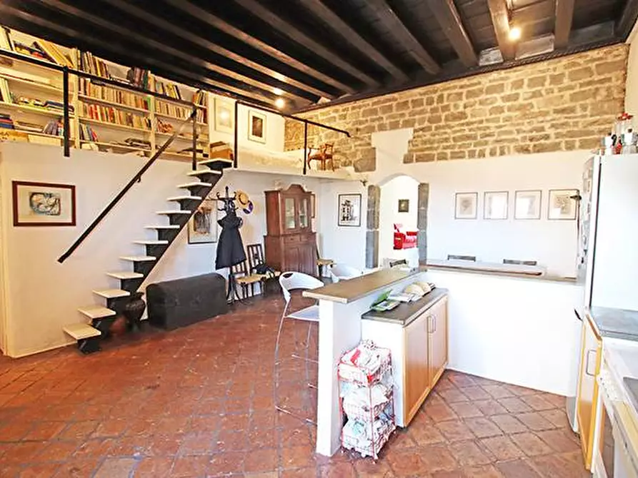 Immagine 9 di Appartamento in vendita  in piazza mercato del fieno a Bergamo