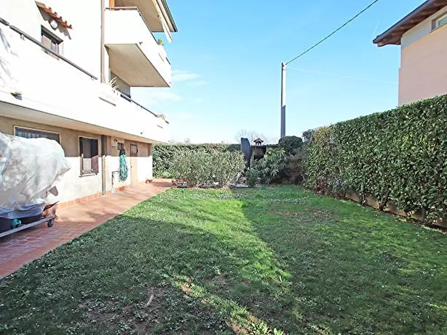 Immagine 4 di Villa in vendita  in via Santo Jesus 7 a Curno