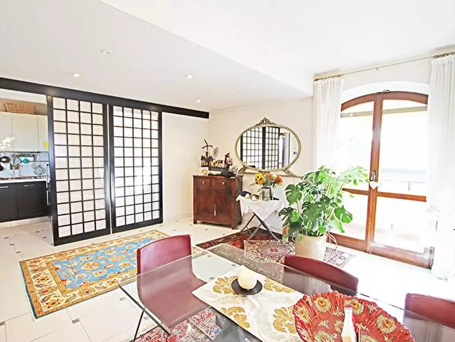 Immagine 15 di Villa in vendita  in via Santo Jesus 7 a Curno