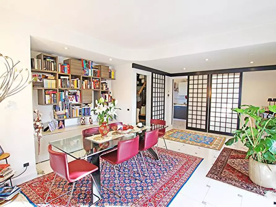 Immagine 17 di Villa in vendita  in via Santo Jesus 7 a Curno