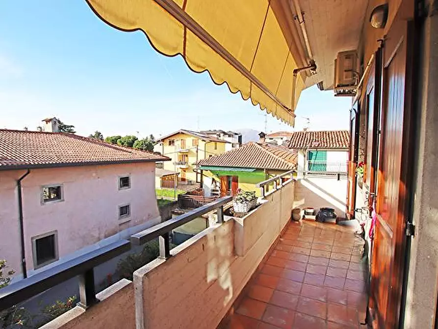 Immagine 26 di Villa in vendita  in via Santo Jesus 7 a Curno