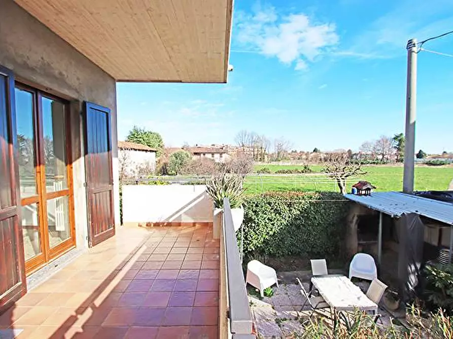 Immagine 29 di Villa in vendita  in via Santo Jesus 7 a Curno