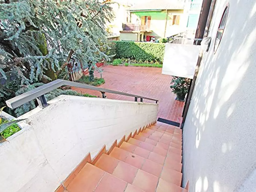 Immagine 30 di Villa in vendita  in via Santo Jesus 7 a Curno