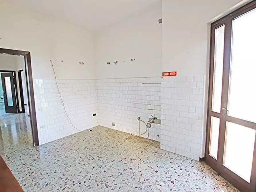 Immagine 37 di Villa in vendita  in via Santo Jesus 7 a Curno