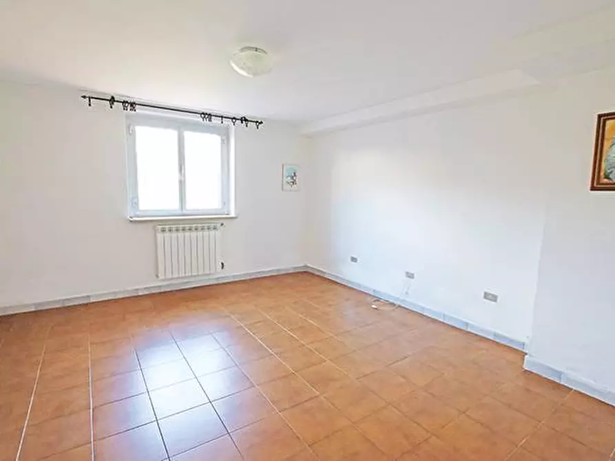 Immagine 41 di Villa in vendita  in via Santo Jesus 7 a Curno