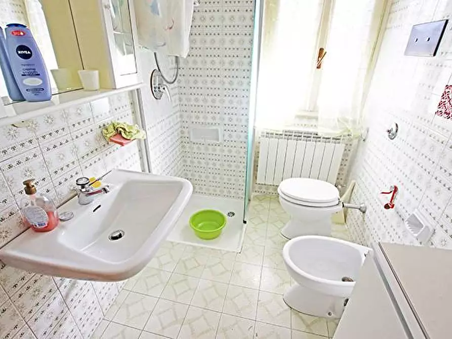 Immagine 44 di Villa in vendita  in via Santo Jesus 7 a Curno