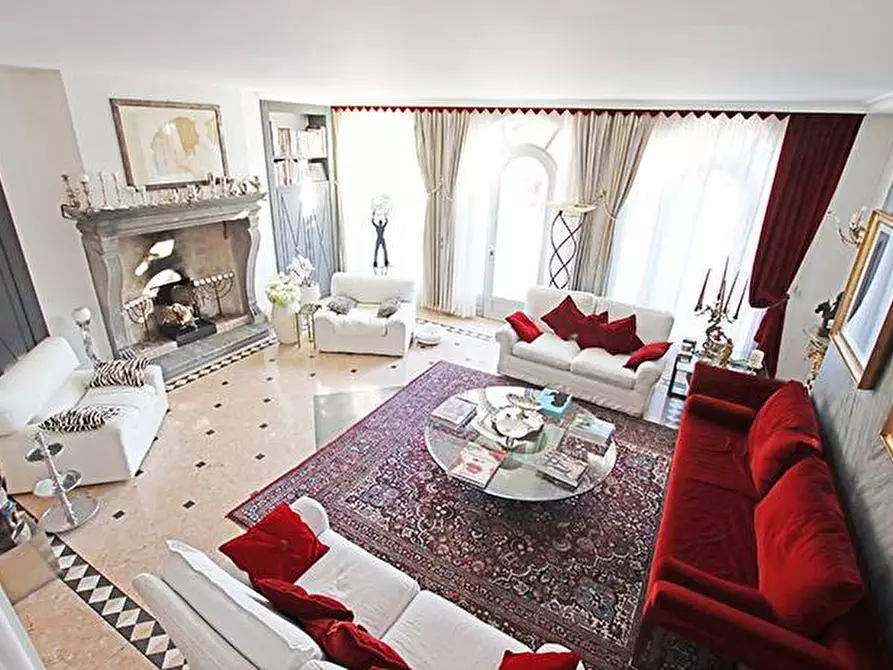 Immagine 7 di Casa indipendente in vendita  in viale Vittorio emanuele a Bergamo