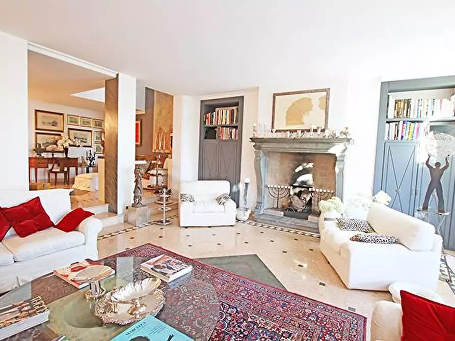 Immagine 8 di Casa indipendente in vendita  in viale Vittorio emanuele a Bergamo