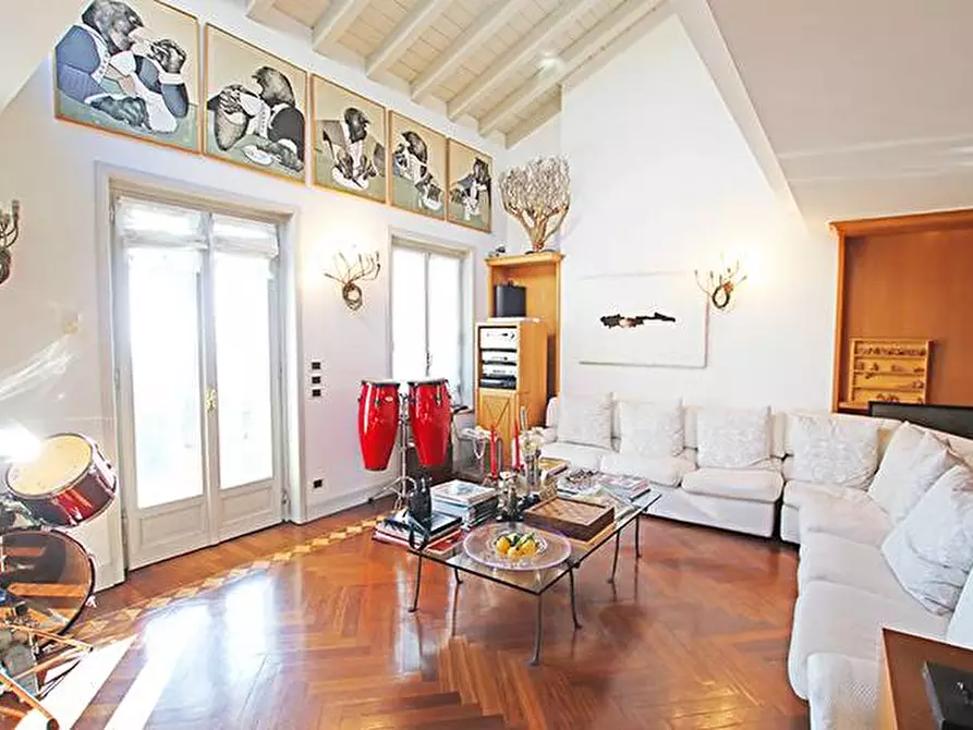 Immagine 14 di Casa indipendente in vendita  in viale Vittorio emanuele a Bergamo