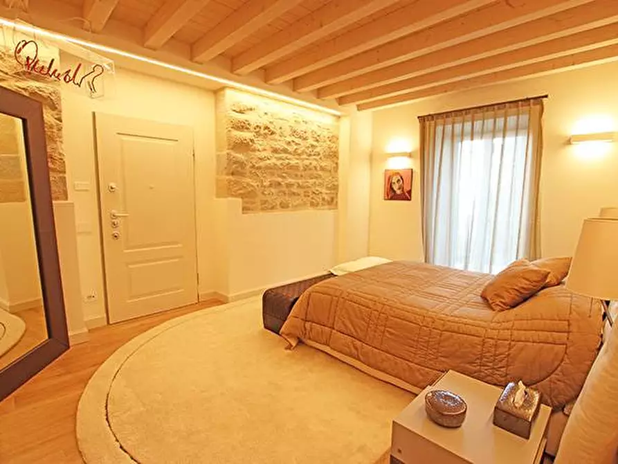 Immagine 17 di Appartamento in affitto  in via borgo canale a Bergamo