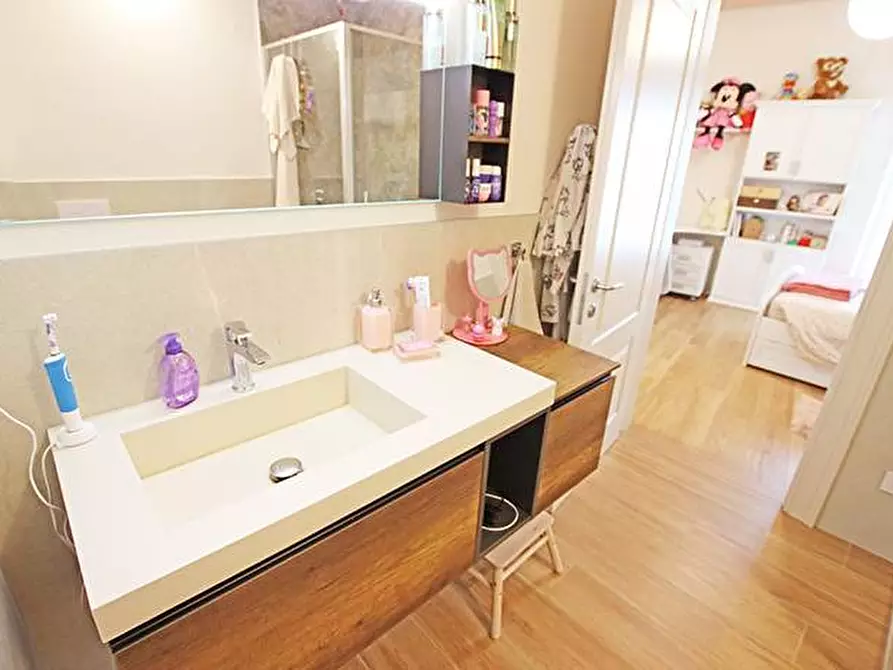 Immagine 28 di Appartamento in affitto  in via borgo canale a Bergamo