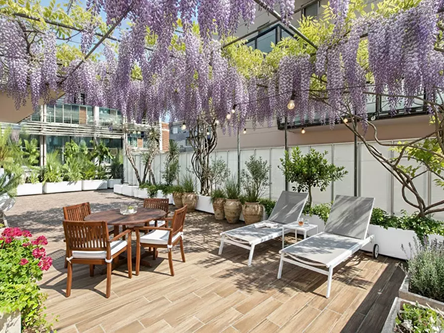 Immagine 8 di Appartamento in vendita  in via statuto 18 a Bergamo