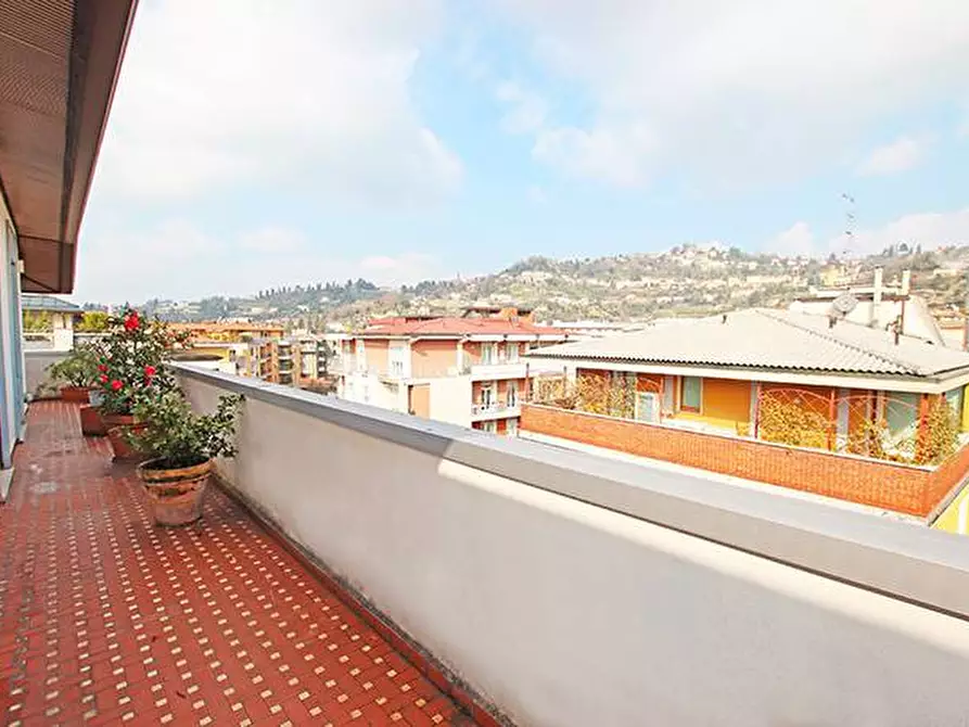 Immagine 7 di Attico in vendita  in via panseri a Bergamo