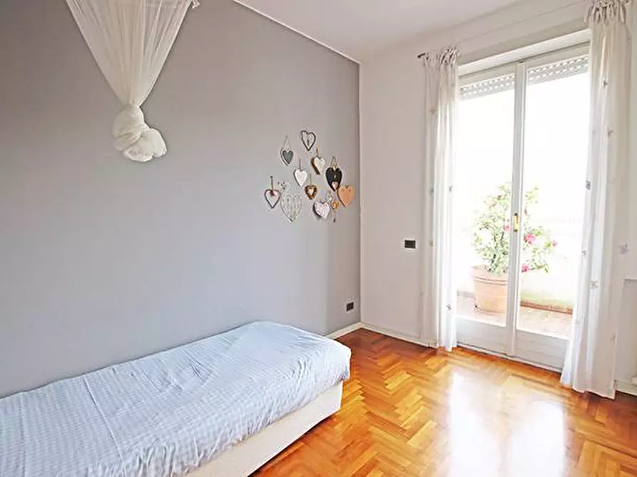 Immagine 35 di Attico in vendita  in via panseri a Bergamo