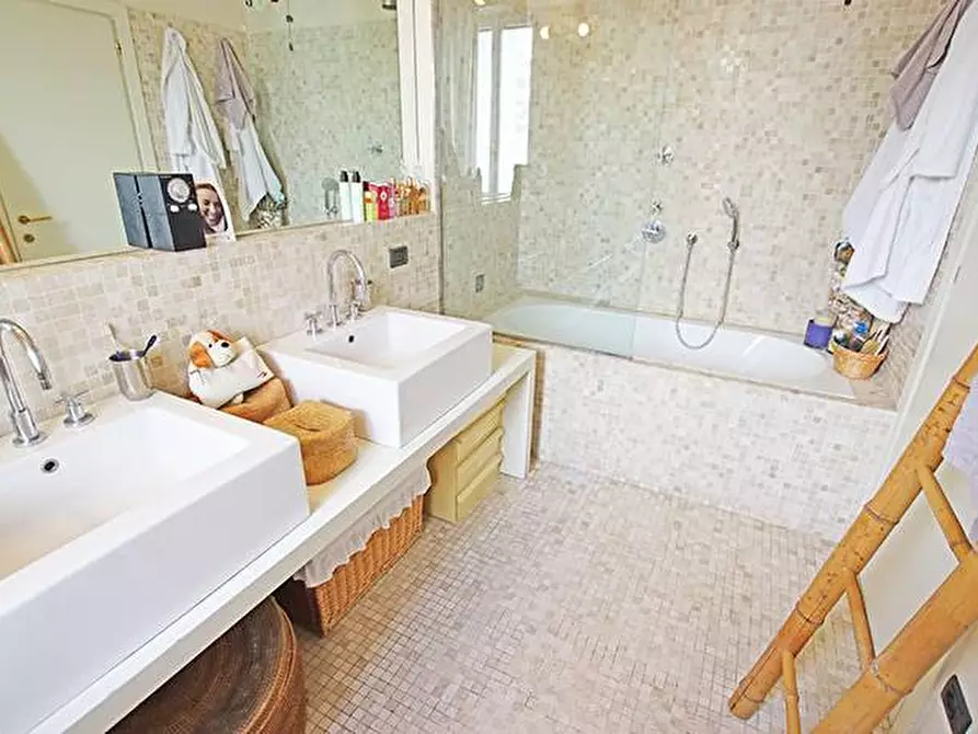 Immagine 37 di Attico in vendita  in via panseri a Bergamo