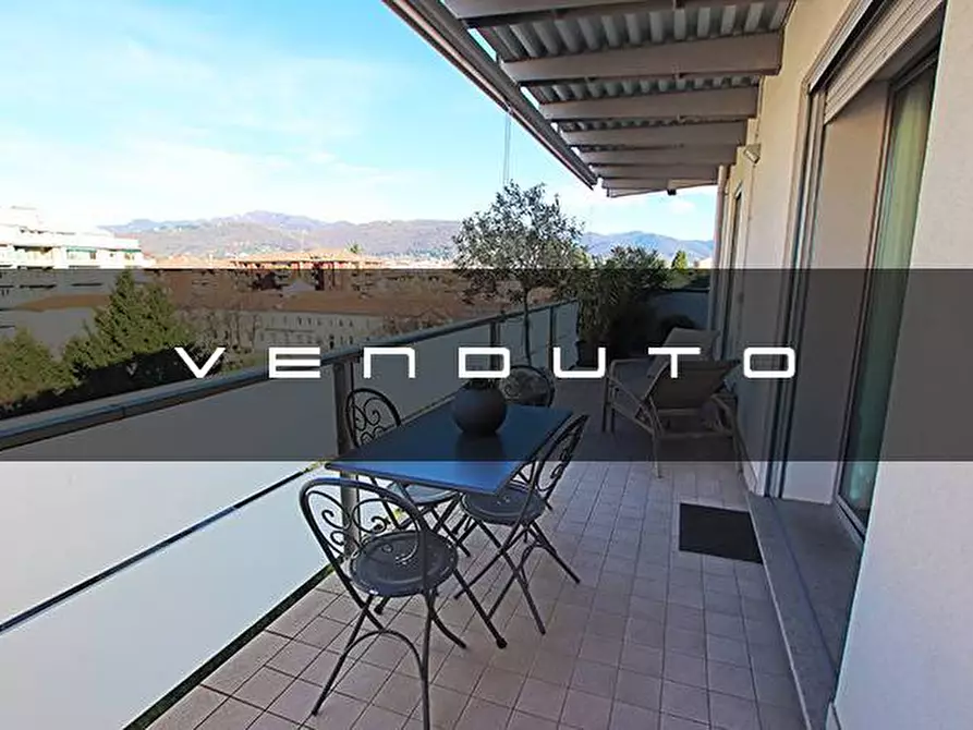 Immagine 1 di Appartamento in vendita  in via A. Maj a Bergamo