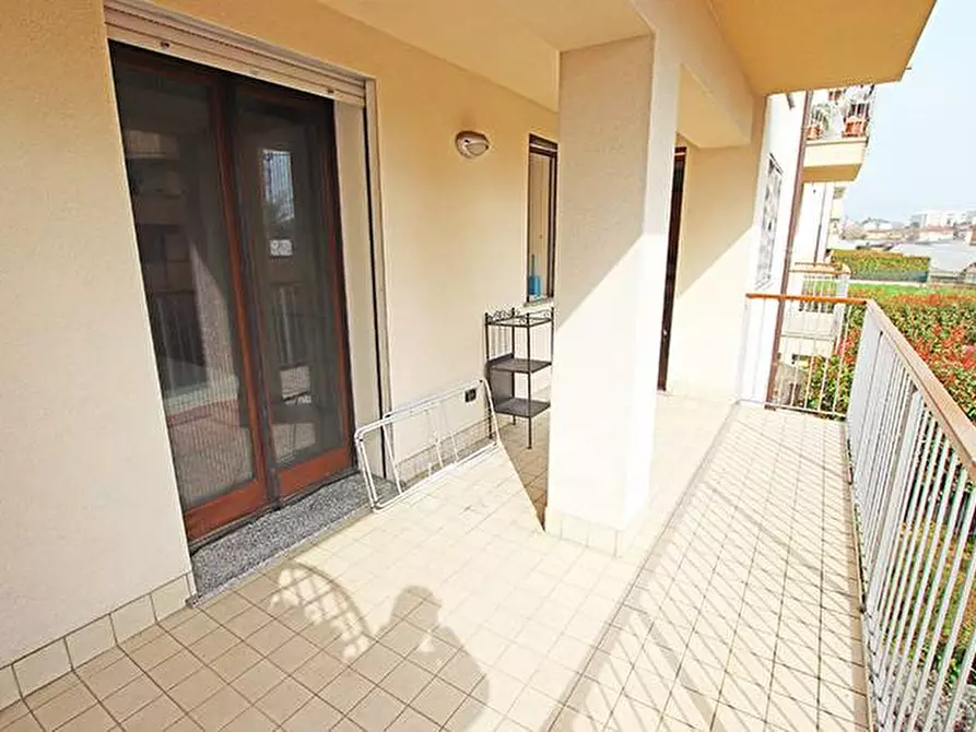 Immagine 2 di Appartamento in vendita  in via Guerrazzi a Bergamo