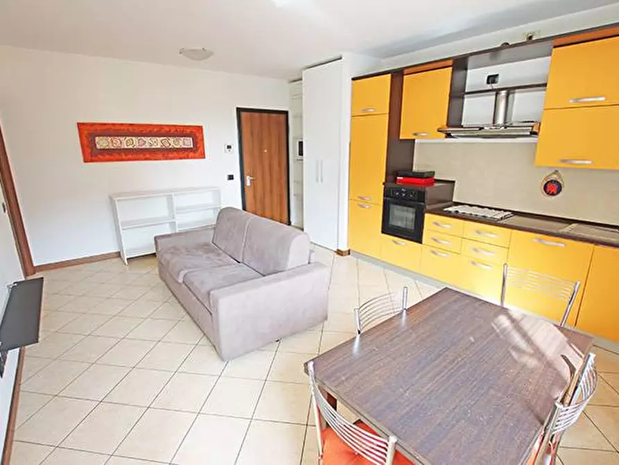 Immagine 5 di Appartamento in vendita  in via Guerrazzi a Bergamo