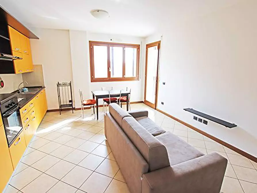 Immagine 6 di Appartamento in vendita  in via Guerrazzi a Bergamo