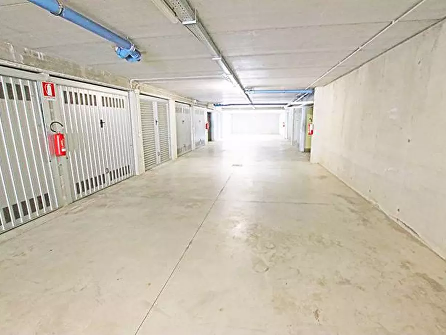 Immagine 13 di Appartamento in vendita  in via Guerrazzi a Bergamo