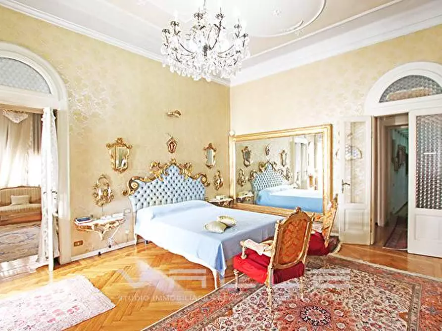 Immagine 19 di Appartamento in vendita  in via Antonio Locatelli a Bergamo