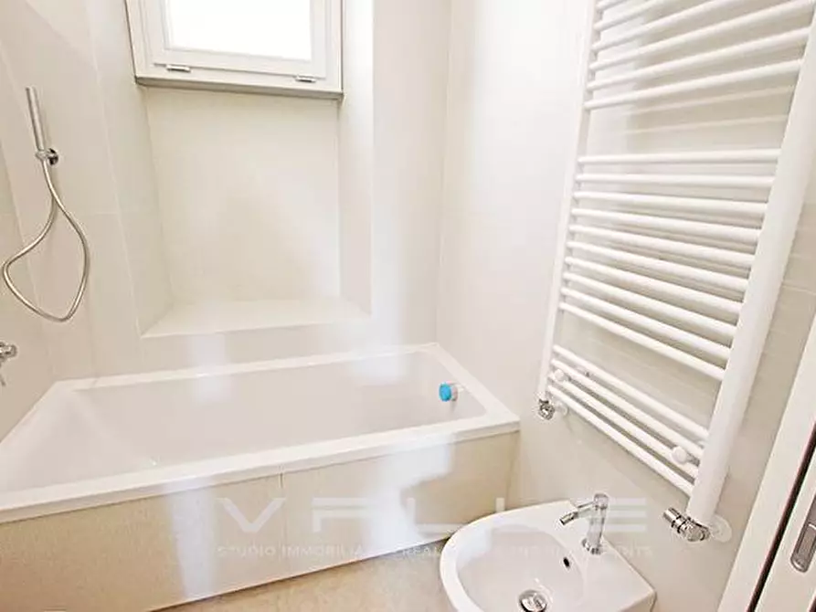 Immagine 16 di Appartamento in affitto  in Via Ghislanzoni a Bergamo