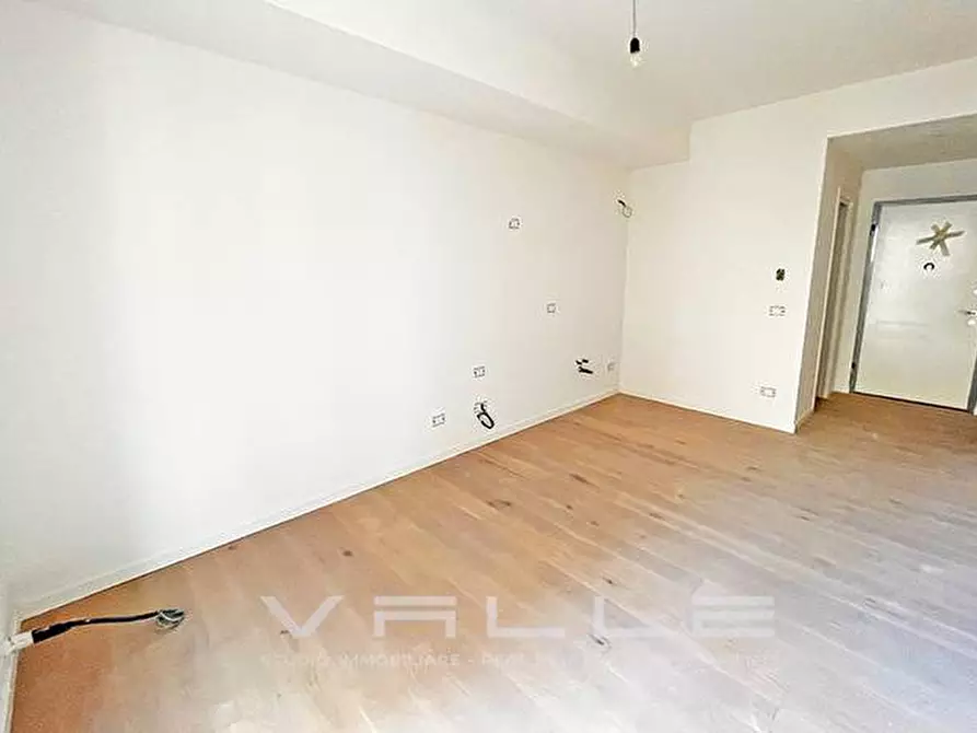 Immagine 3 di Appartamento in vendita  in Via Paleocapa a Bergamo