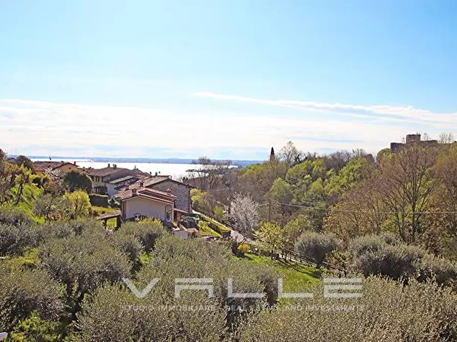 Immagine 5 di Attico in vendita  in via monte a Padenghe Sul Garda