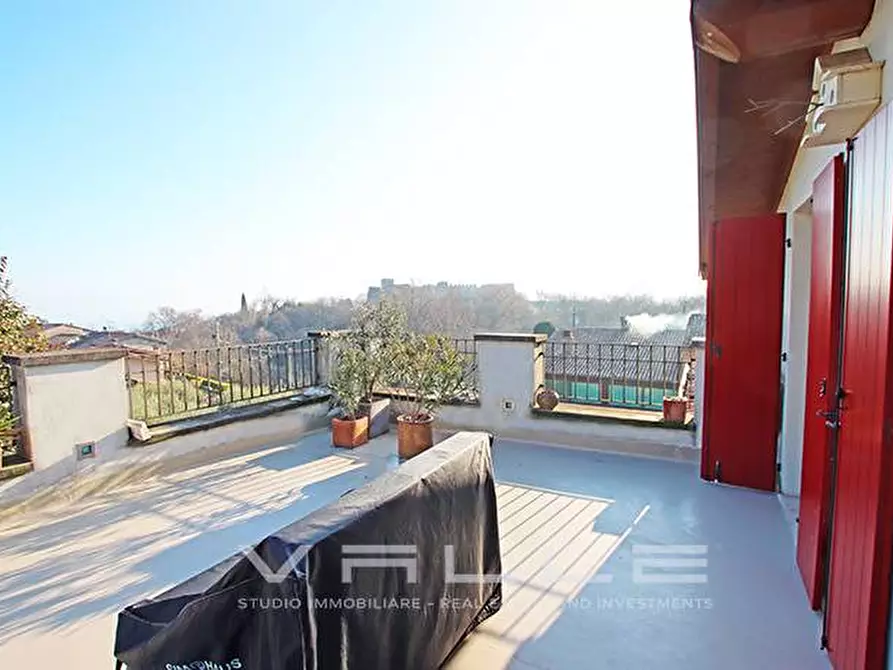 Immagine 9 di Attico in vendita  in via monte a Padenghe Sul Garda