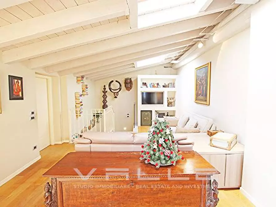 Immagine 14 di Attico in vendita  in via monte a Padenghe Sul Garda