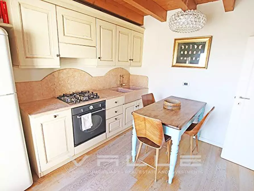 Immagine 24 di Attico in vendita  in via monte a Padenghe Sul Garda