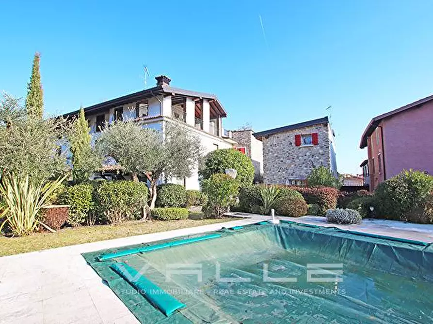 Immagine 30 di Attico in vendita  in via monte a Padenghe Sul Garda