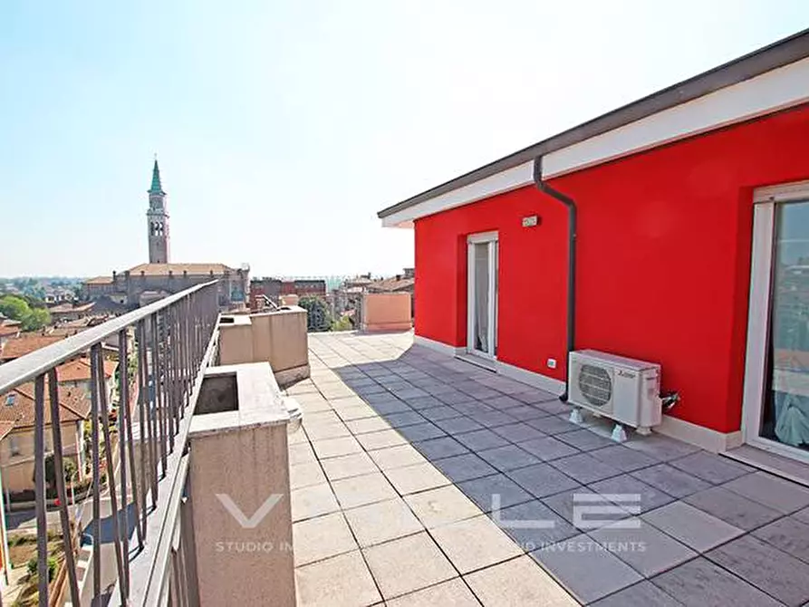 Immagine 8 di Attico in vendita  in via Don Lombardi a Ponte San Pietro