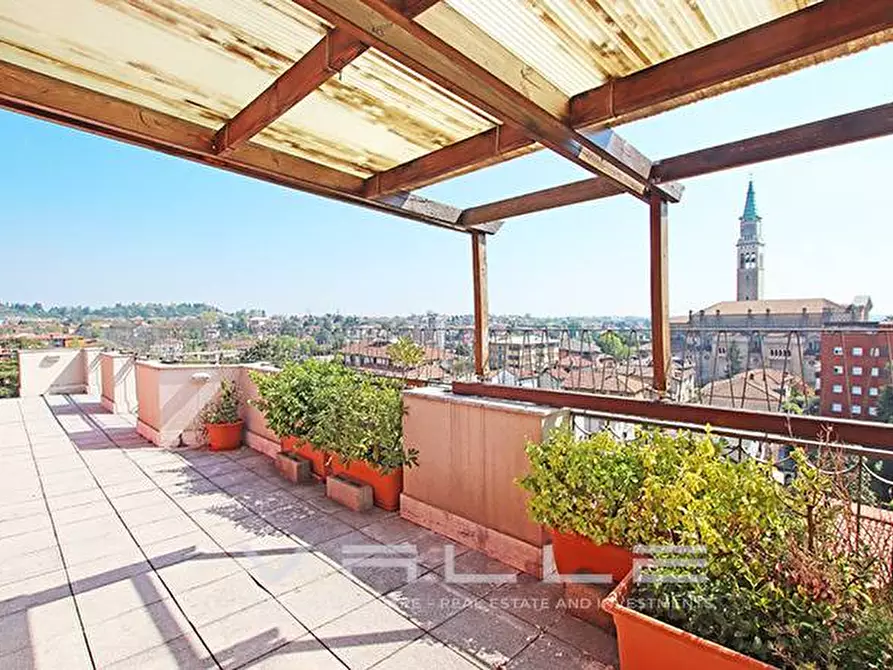 Immagine 11 di Attico in vendita  in via Don Lombardi a Ponte San Pietro