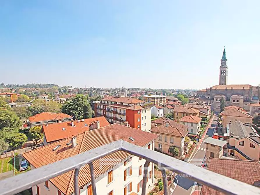 Immagine 12 di Attico in vendita  in via Don Lombardi a Ponte San Pietro
