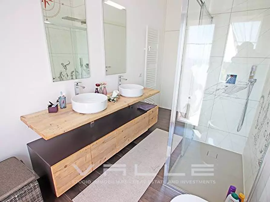 Immagine 35 di Attico in vendita  in via Don Lombardi a Ponte San Pietro