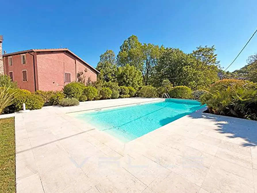 Immagine 30 di Attico in vendita  in via monte a Padenghe Sul Garda