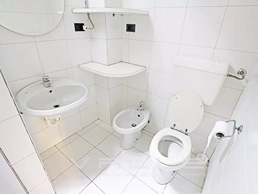 Immagine 6 di Ufficio in affitto  in via Garibaldi a Bergamo