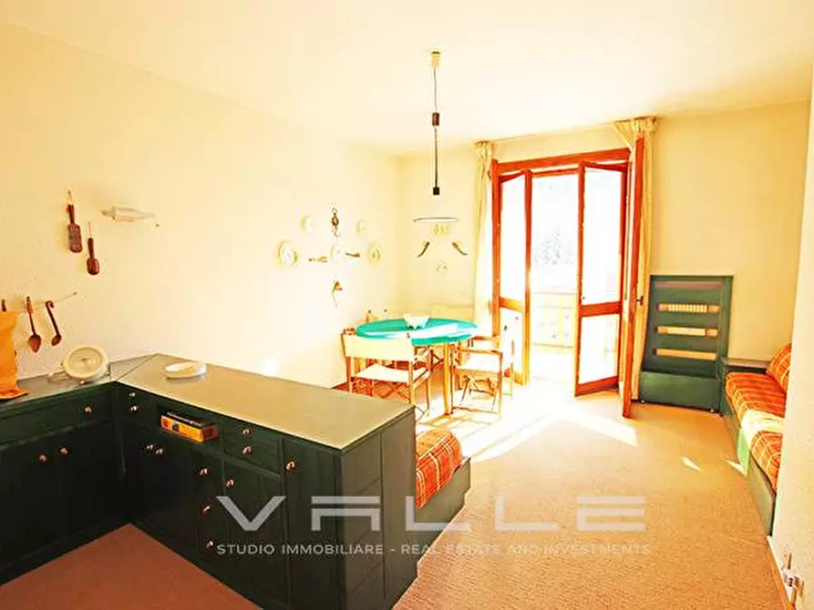 Immagine 6 di Appartamento in vendita  in via Moia 10 a Foppolo