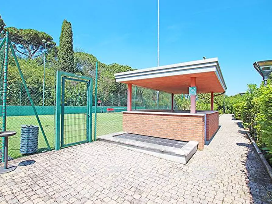 Immagine 15 di Appartamento in vendita  in via mazzini 1 a Padenghe Sul Garda