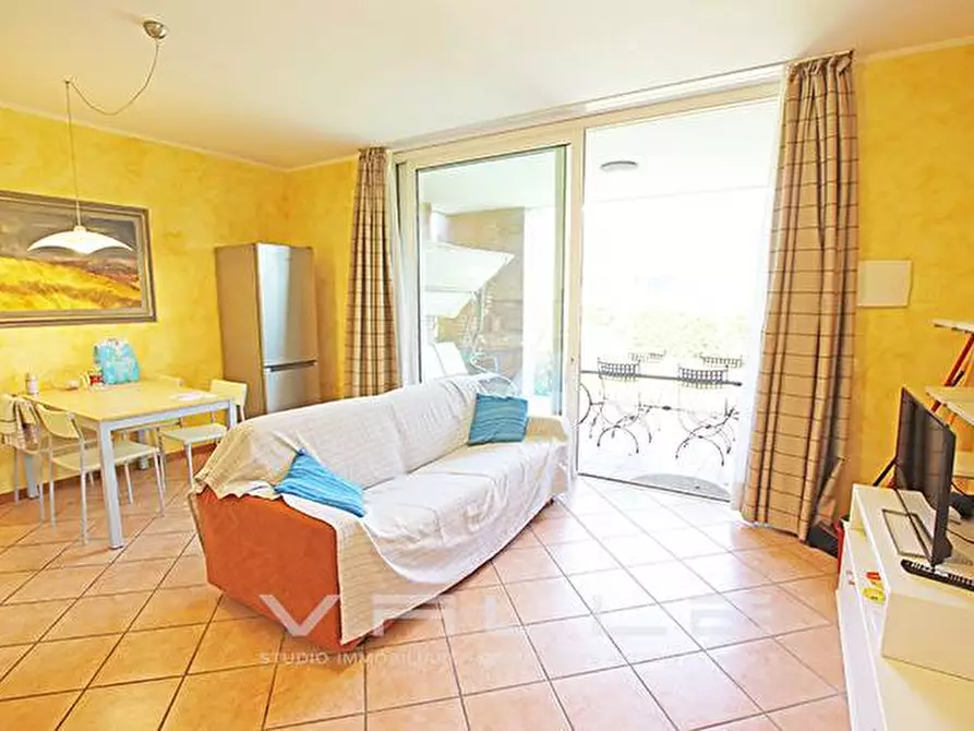 Immagine 24 di Appartamento in vendita  in via mazzini 1 a Padenghe Sul Garda